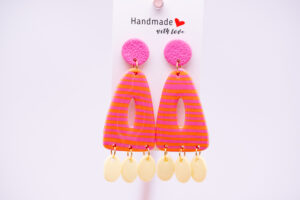 Boucles d'oreilles avec pampilles orange à rayures