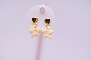 Boucles d'oreilles fille tiarée rayures pastel