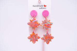 Boucles d'oreilles fleurs oranges pendantes