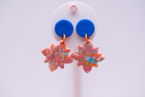 Boucles d'oreilles enfant fleur bleues